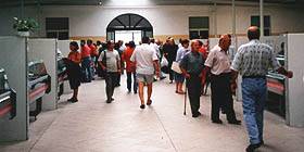 Furto al mercato del pesce di via Cagliari