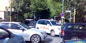 I semafori non funzionano e il traffico va in tilt