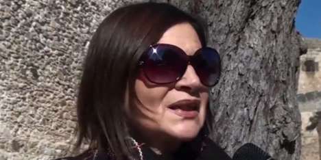 <i>Interessi e miracoli, vergogna e fallimento</i>
