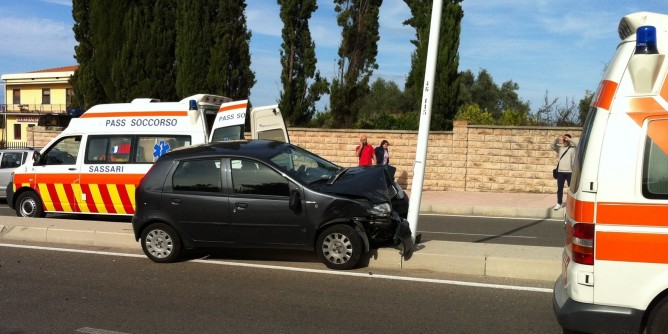 Cagliari: Viale Marconi bloccata per un incidente