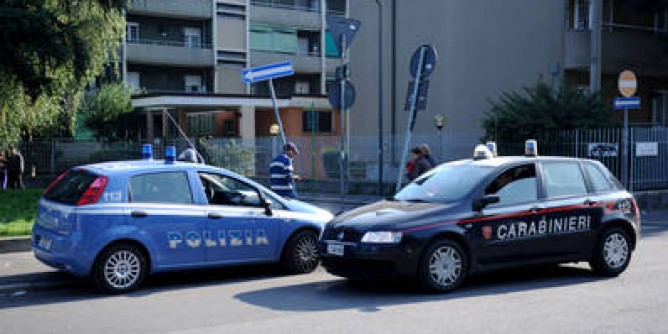 Mms hard e ricatti ad adolescenti: indagati 2 sardi
