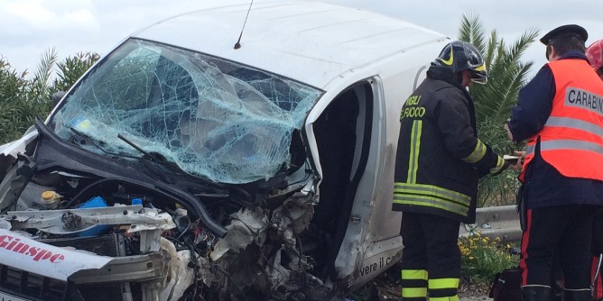 Scontro nel Cagliaritano: 2 morti