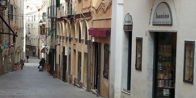 Algherese a <i>rischio</i>: Guido Sari in libreria