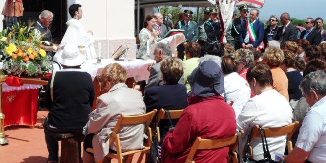 Domenica a Stintino la festa dei campi