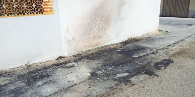 Auto in fiamme a Porto Torres: si indaga