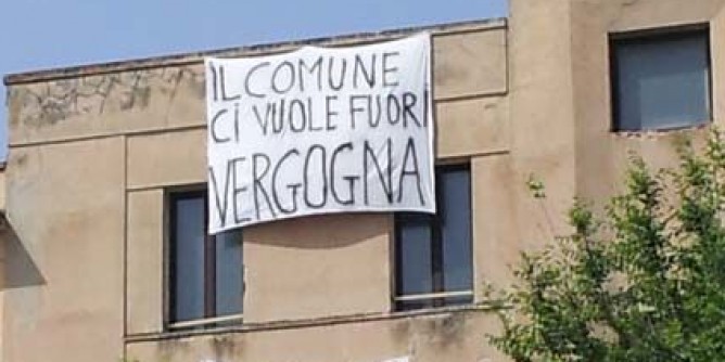 Tensione all'ex convitto, lunedì arriva il Vescovo