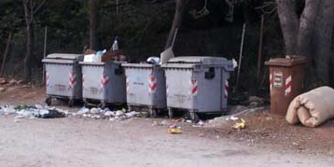 «Via i cassonetti dal Parco di Porto Conte»