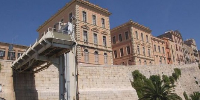 Cagliari, nuovi ascensori a Castello. Bando, Comune stanzia 1,2 mln