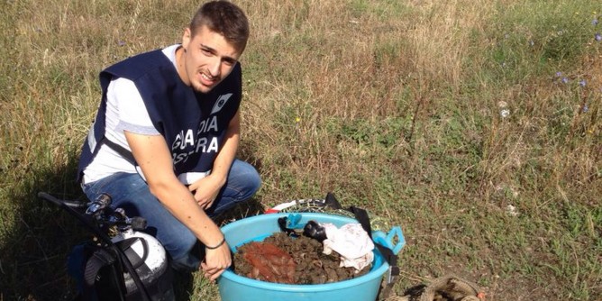 Sequestrati 40kg di tartufi, bocconi e cannolicchi: maxi multa