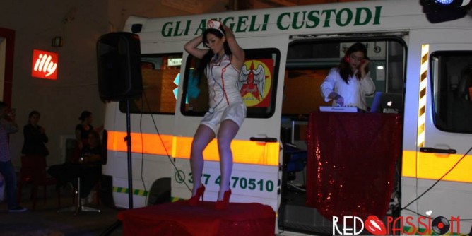 <i>Doctor Party</i>: infermieri indignati