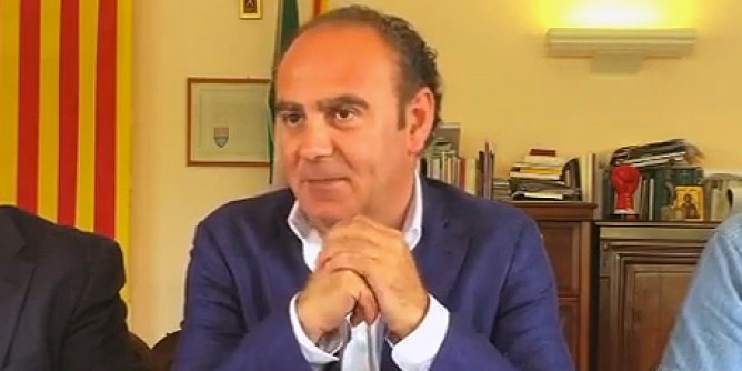<i>Liberare la spesa per garantire i servizi</i>