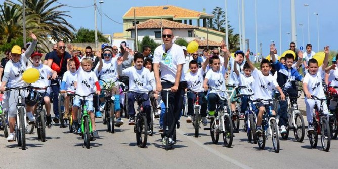 Pedalata al tramonto a Porto Torres