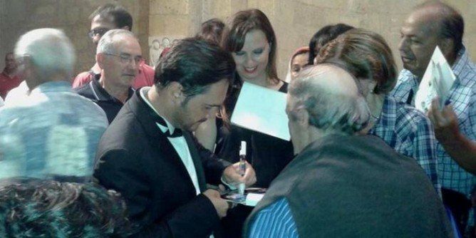 Recital di Francesco Demuro, il ricavato alle Caritas