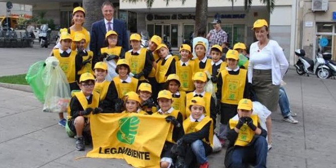 Bimbi ecovolontari per pulire Sassari | Foto