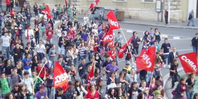 La <i>scuola </i> sciopera contro Renzi a Cagliari