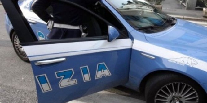 Nuoro: due minorenni denunciati per scippo