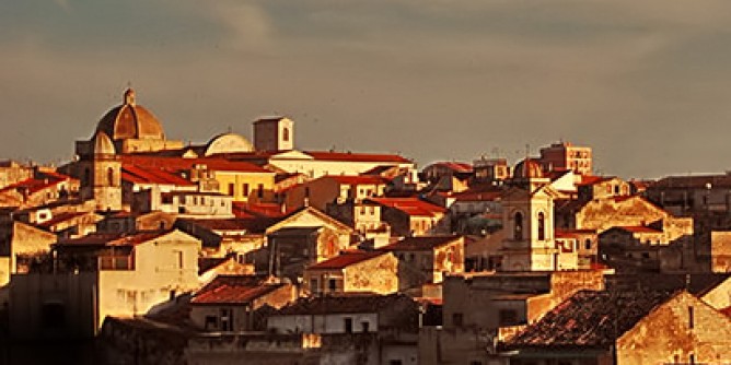 Edilizia: il 2015 <i>annus horribilis</i>. Cresce Sassari con più 4,8%