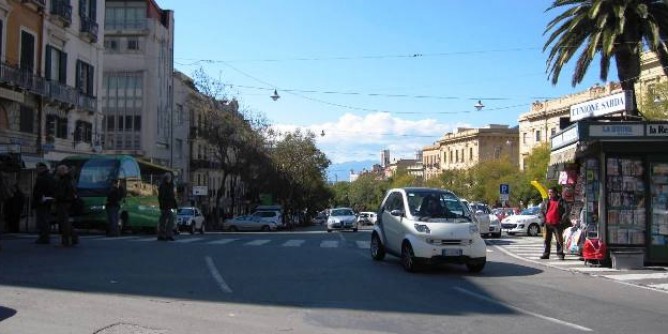 Restyling del centro di Cagliari, consegnati i lavori allimpresa