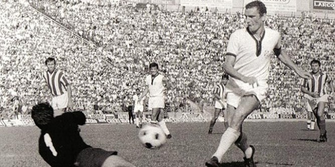 Libri: lo scudetto del Cagliari ad Alghero