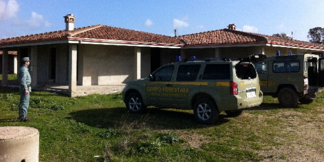 Costa Smeralda, lottizzazione abusiva 37 ville