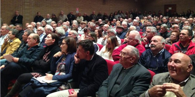 Civilt  Progresso guida la rivolta contro Abbanoa