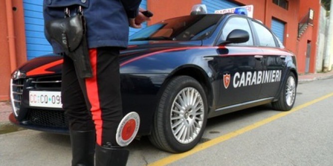 95enne picchiato e rapinato a Telti