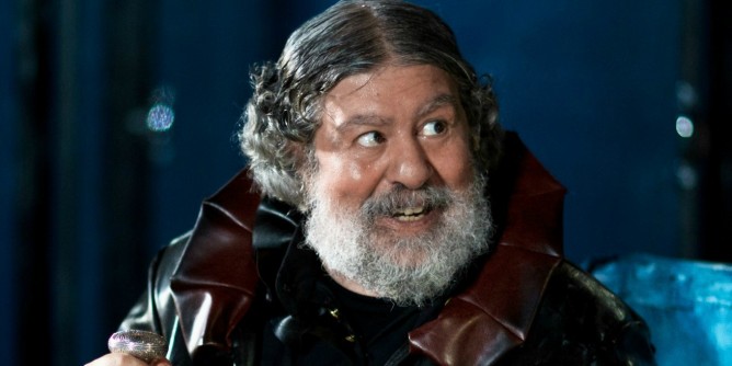 Teatro: <i>Giù la maschera!</i> a Palau