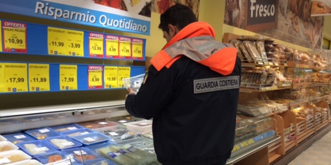 Cagliari, conclusa l´operazione Labyrinth: sequestrati 11.650 ricci