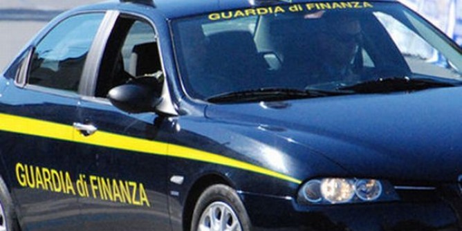 Evasore totale <i>beccato</i> da Finanza: prendeva la pensione sociale