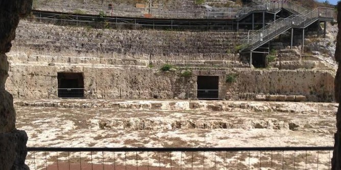 Cagliari: lAnfiteatro romano dimora dei gatti