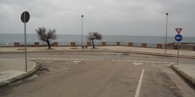 Cancellato lungomare Dante: solo cartello errato