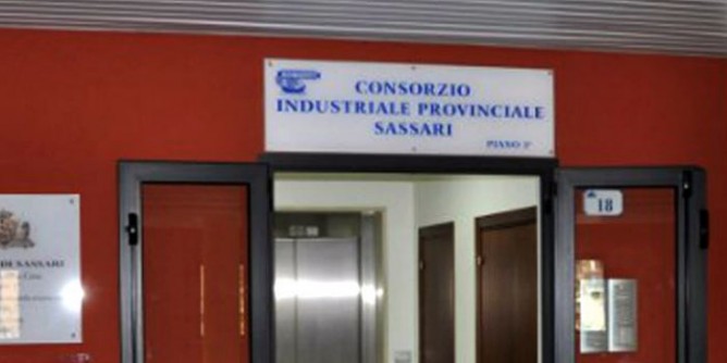 Strada dissestata, chiusa al traffico via Pigafetta