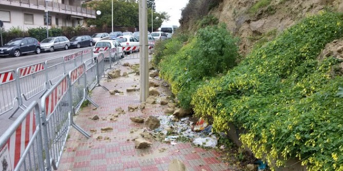 Allerta crolli: cadono ancora massi a Calamosca e Monte Urpinu