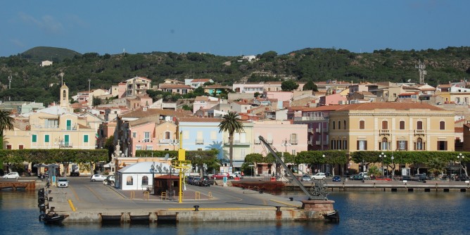 Turista beve acqua e si ustiona: indagini