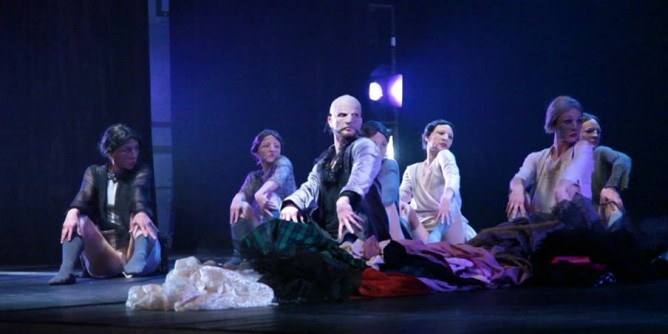 Sul finale della Danza ciò che resta dei Cigni