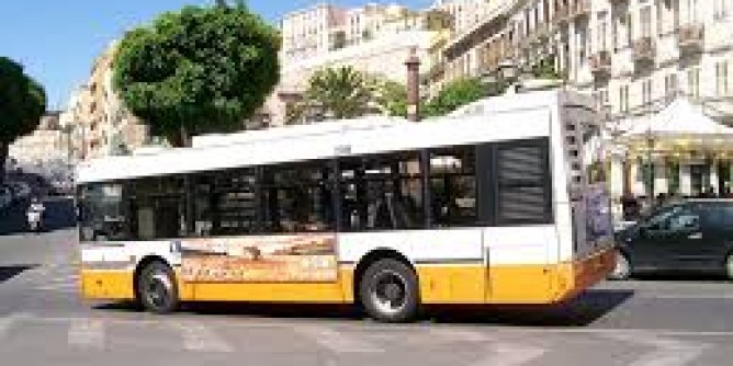 Guida sicura, simulatore per bus a Cagliari