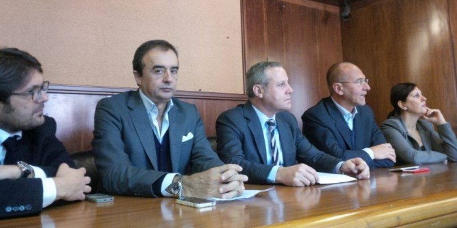 Lettera a Berlusconi: rischio baratro