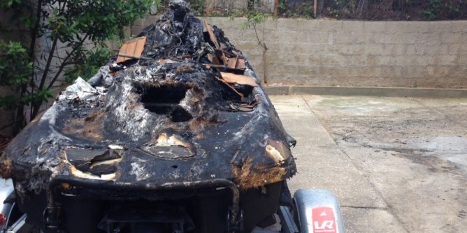 Tragedia sfiorata a Porto Torres: nel rogo muore un cane