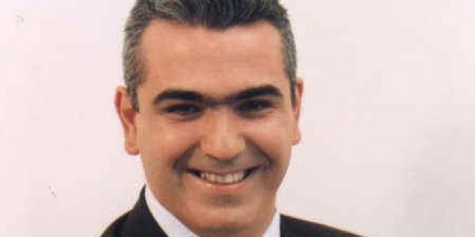 <i>Accecati dallantimilitarismo ideologico</i>