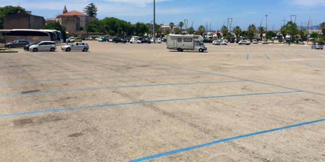 Piazzale della Pace a pagamento, occhio alle multe