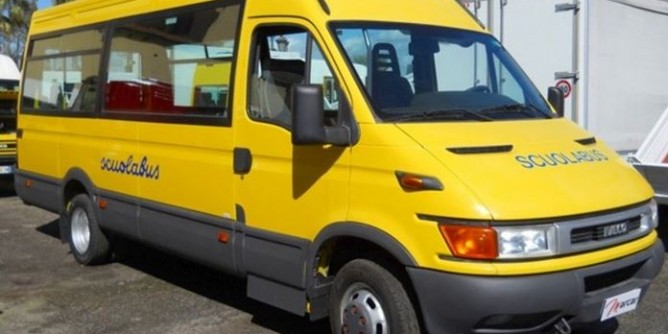 Porto Torres: Trasporto scolastico e cancelleria, scadenza 30 luglio