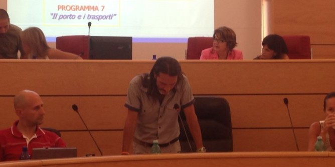 Wheeler presenta il programma, opposizione: «nessuna novità»
