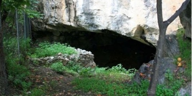 Liberato lo speleologo bloccato in grotta