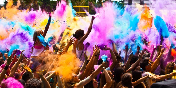 Sbarca l'Holi Dance Festival a Budoni