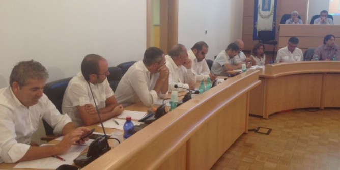 Porto Torres: dieci interrogazioni in Consiglio