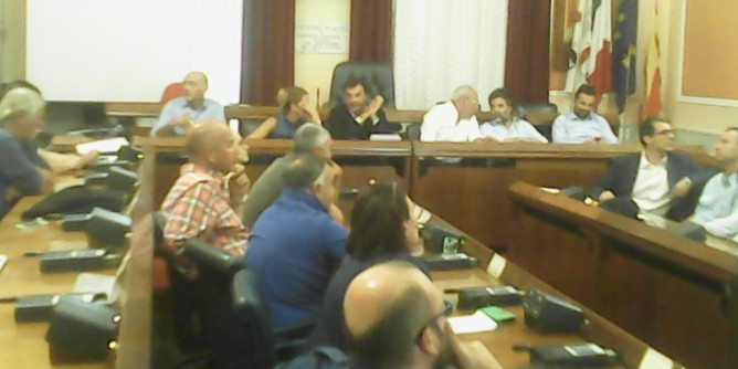 «Subito un'assemblea sulla sanità a Cagliari»