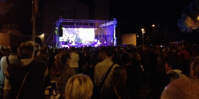 <i>aCòa</i>, Felpa in concerto a Cagliari