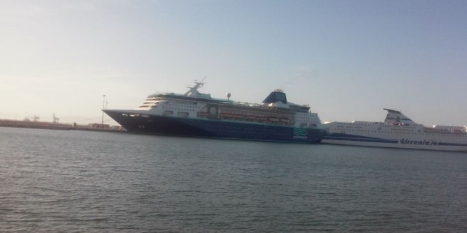 Porto Torres, crociere: in porto la <i>Empress<i>