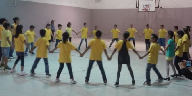 Festa di ballo sardo con Intragnas 