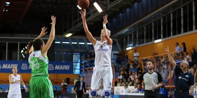 Basket: il Cus Cagliari lotta, ma cede al Venezia